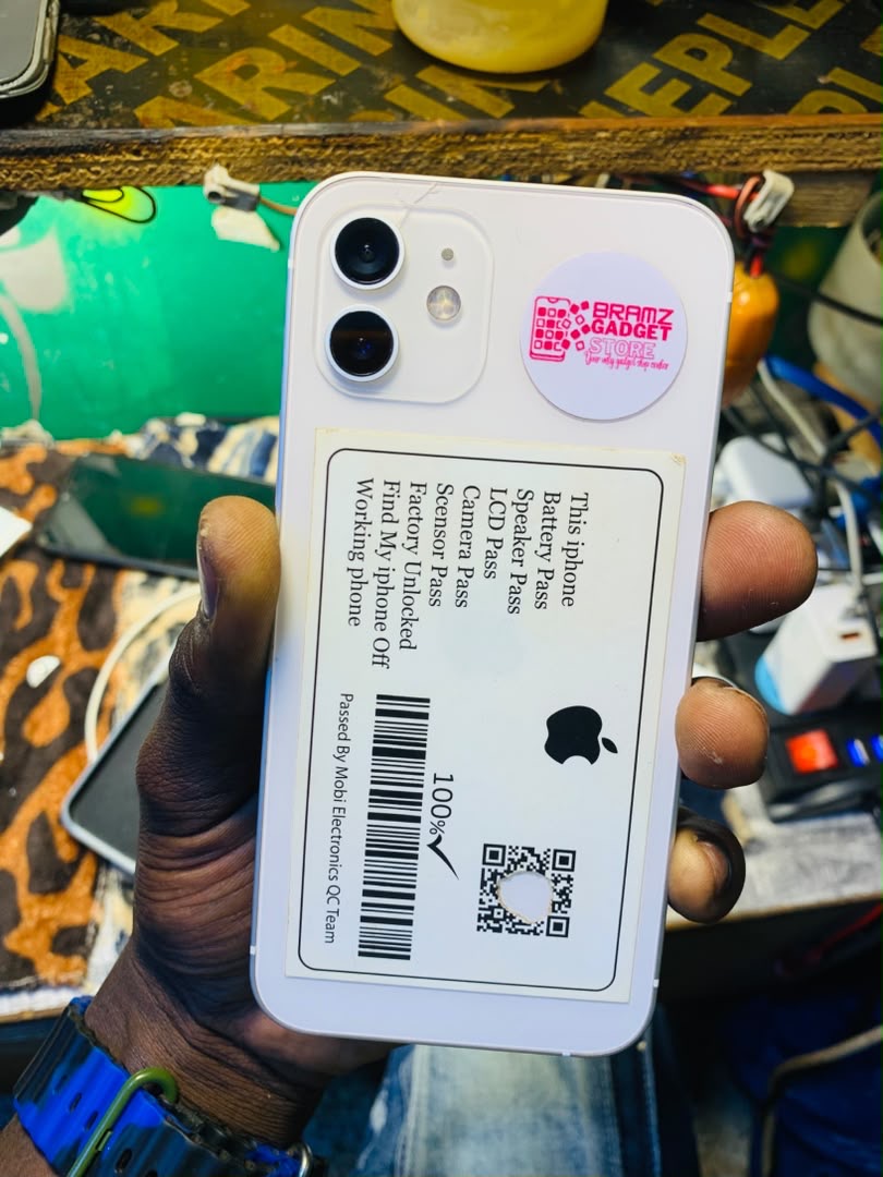 iPhone 12