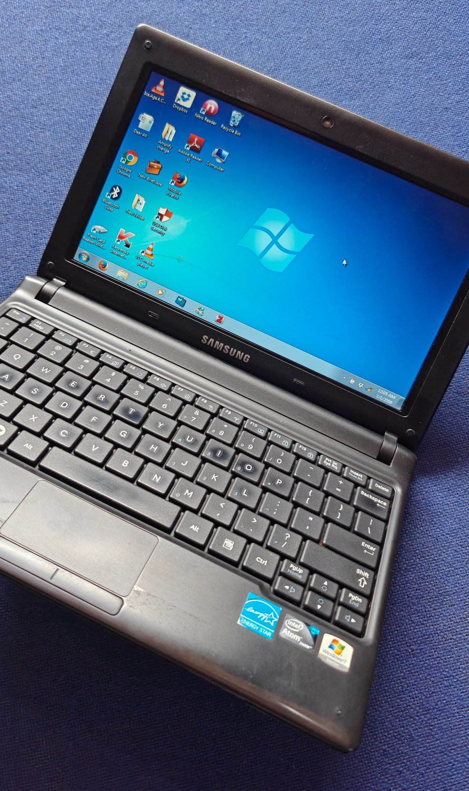 SAMSUNG NETBOOK, ATOM N2100 DUAL CORE 1.6GHz, 2GB RAM, WINDOWS 7 - UGX 150,000