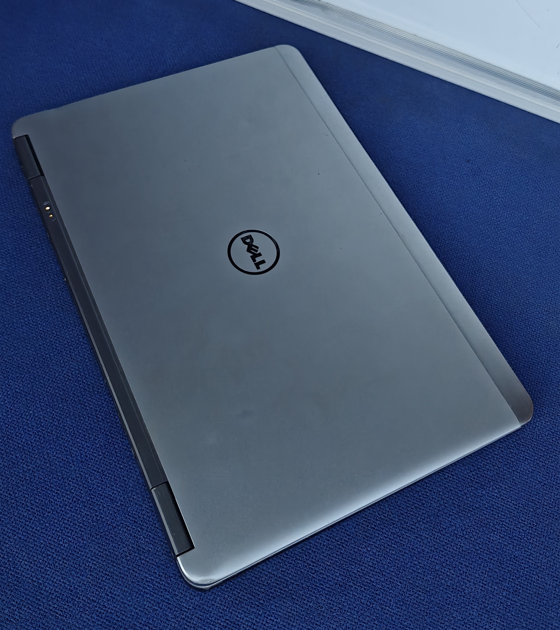 DELL LATITUDE E7240 CORE i5 4TH GEN – 250,000 UGX