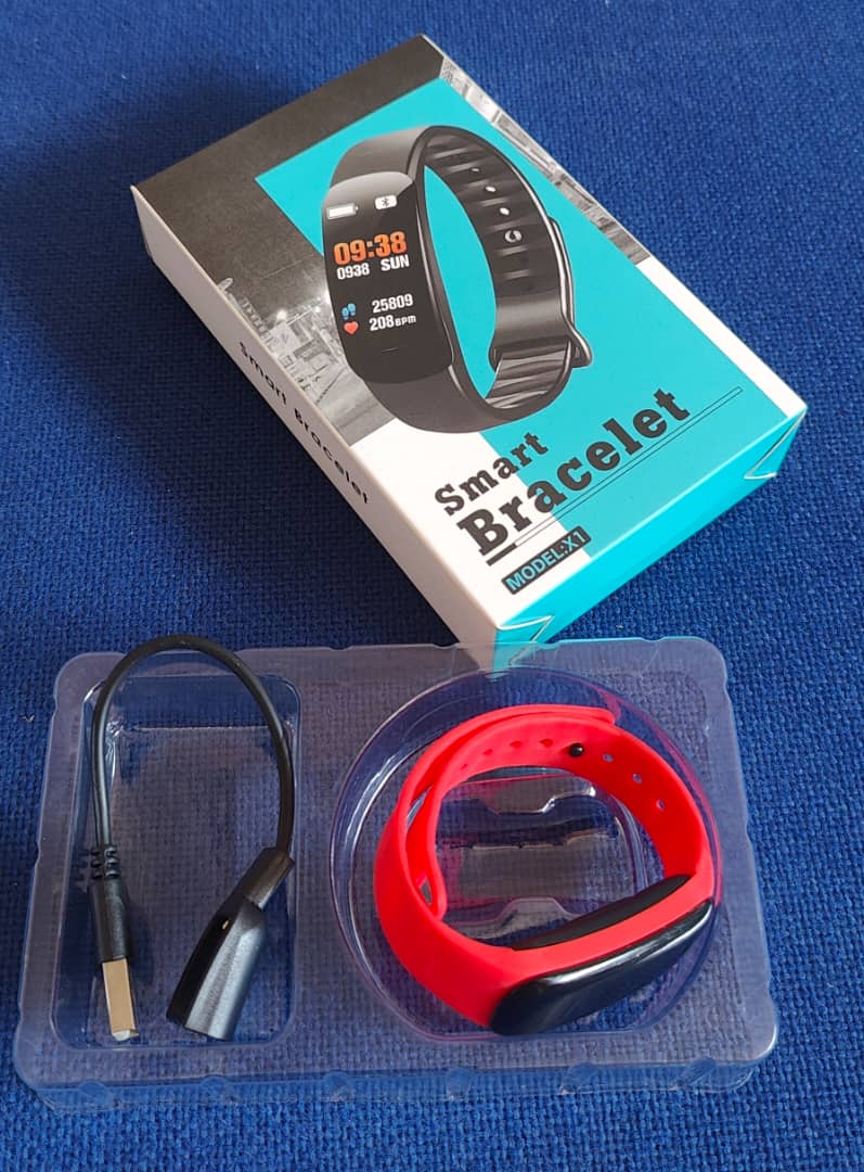 Smart Bracelet Fitness Tracker Model Y1 - Red