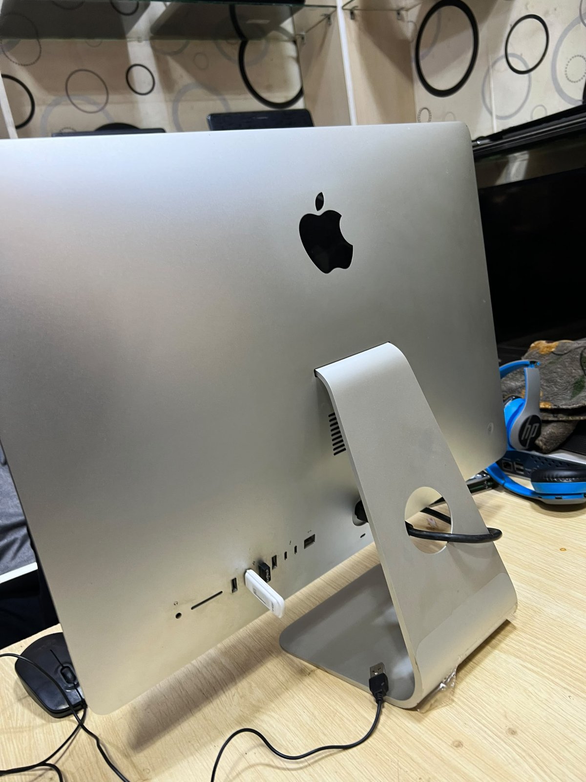 Apple iMac 27" Retina 5K - Radeon Pro 560X GPU 2019