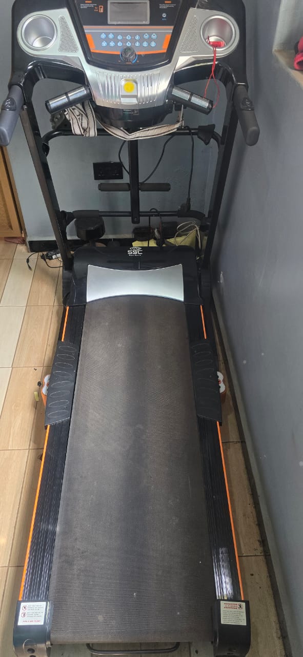 Electric Treadmill with Digital Display and Built-in Speakers