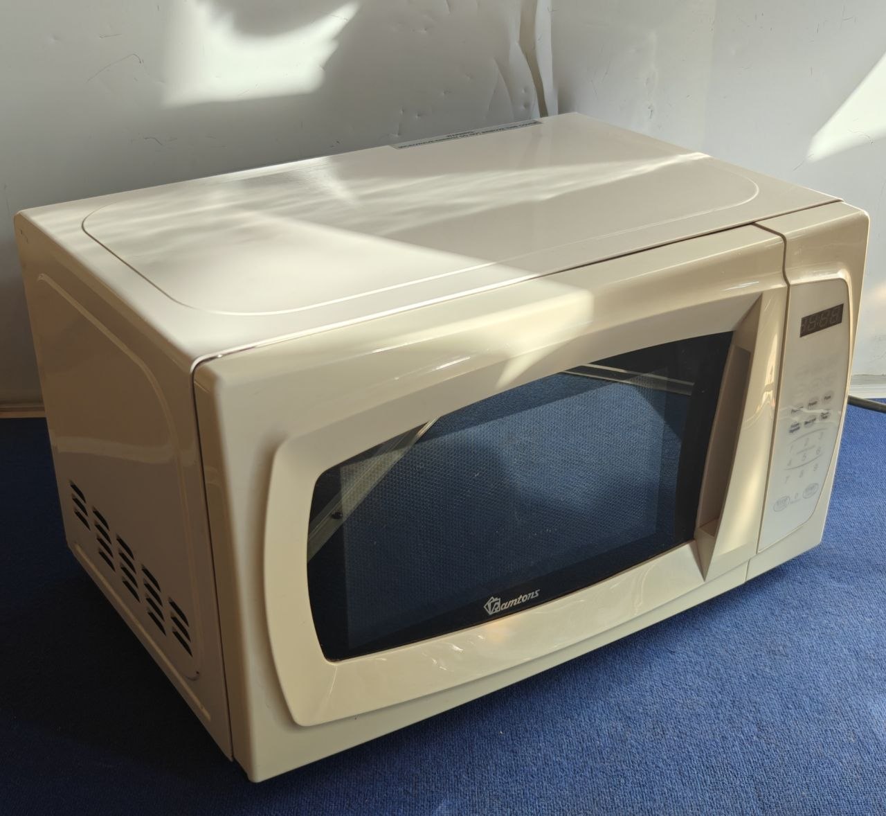 Ramtons Microwave Oven - Cream/Beige Color