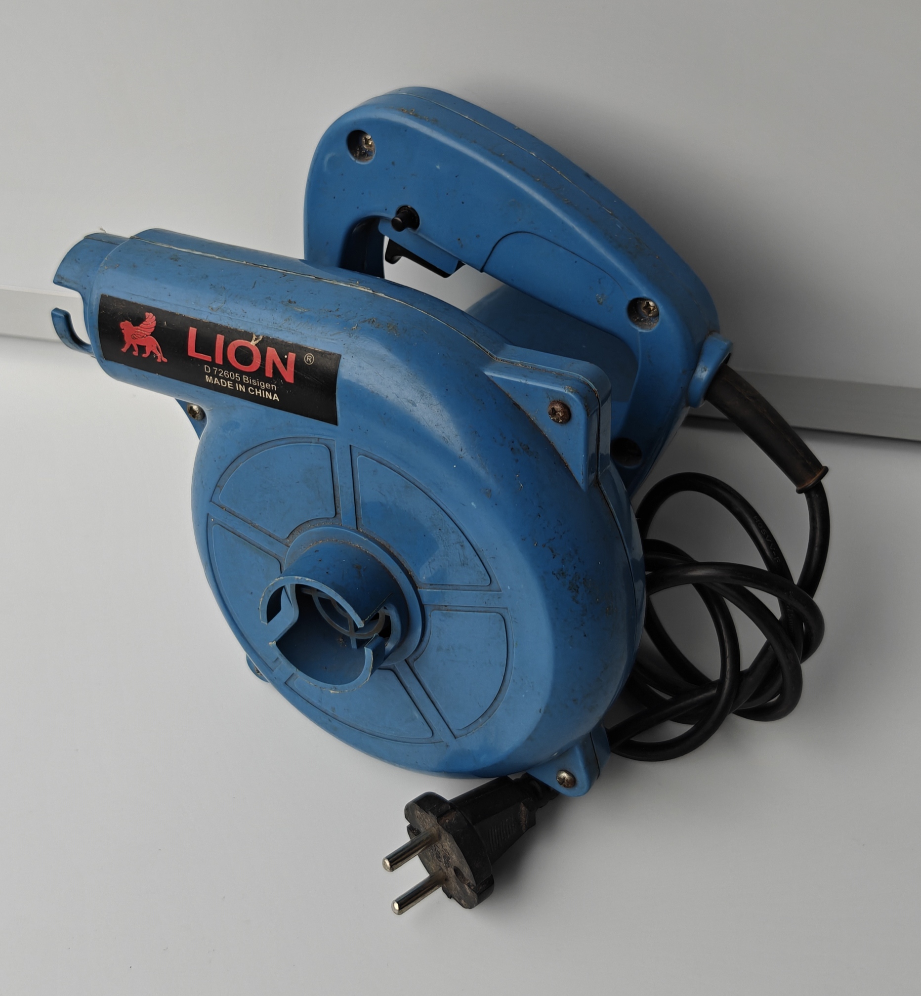 Lion Electric Blower D-72655 - Blue (Used)