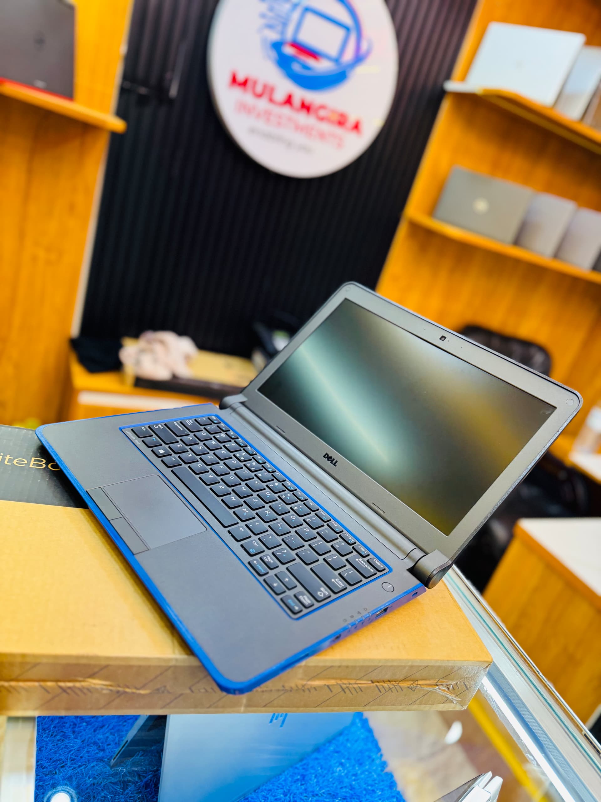 Dell Latitude 3350