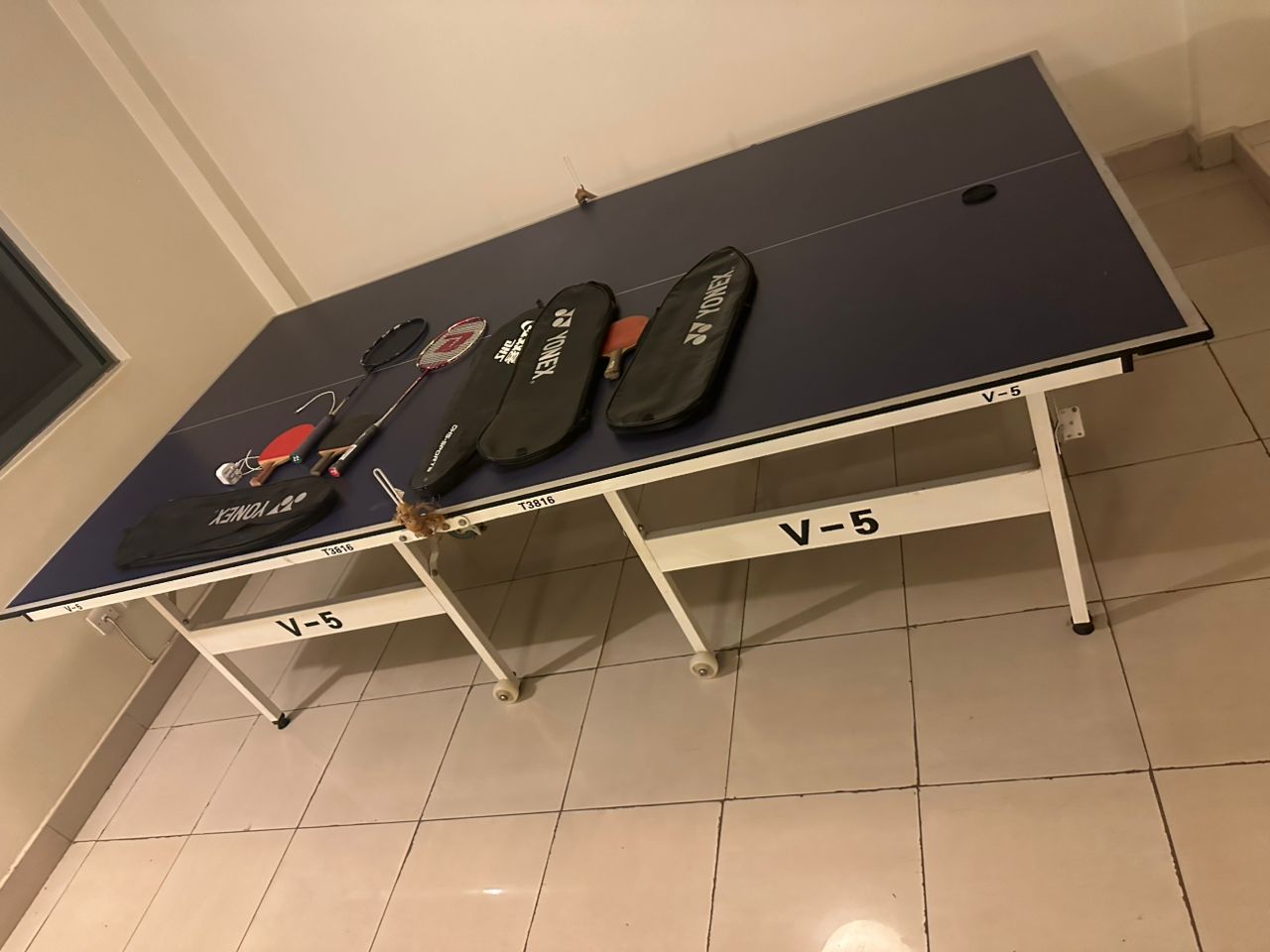 Table Tennis Table with Badminton & Table Tennis Racket Set — Yonex Rackets & Cases, Paddles — UGX 700,000