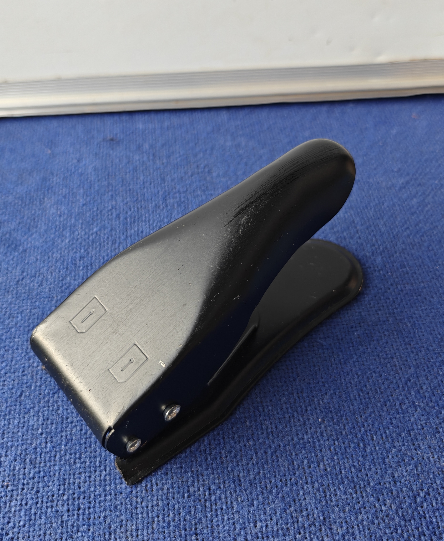 Sim Card Stapler - Heavy Duty Metal Simcard Cutter