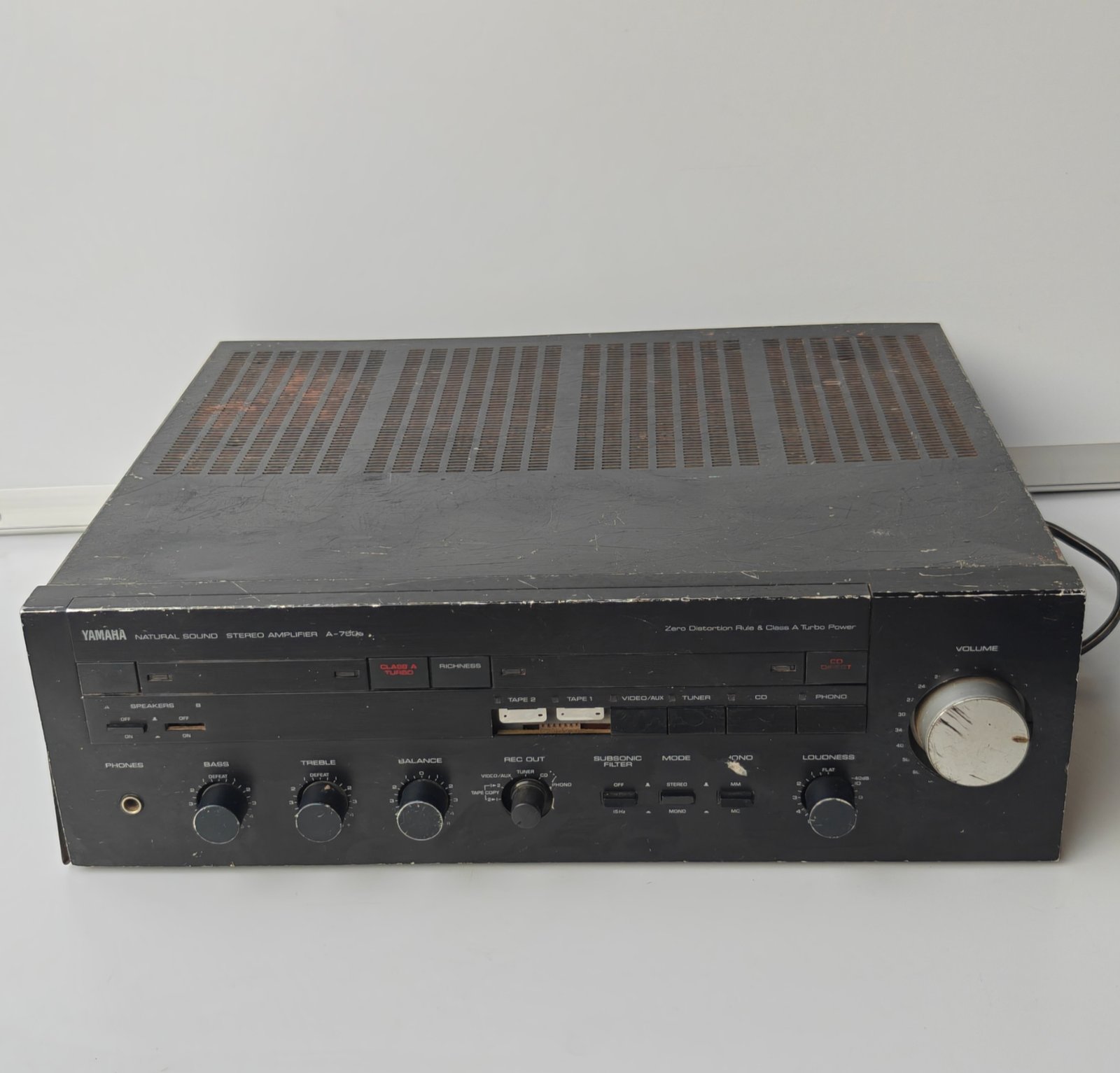 Yamaha A-735a Natural Sound Stereo Amplifier
