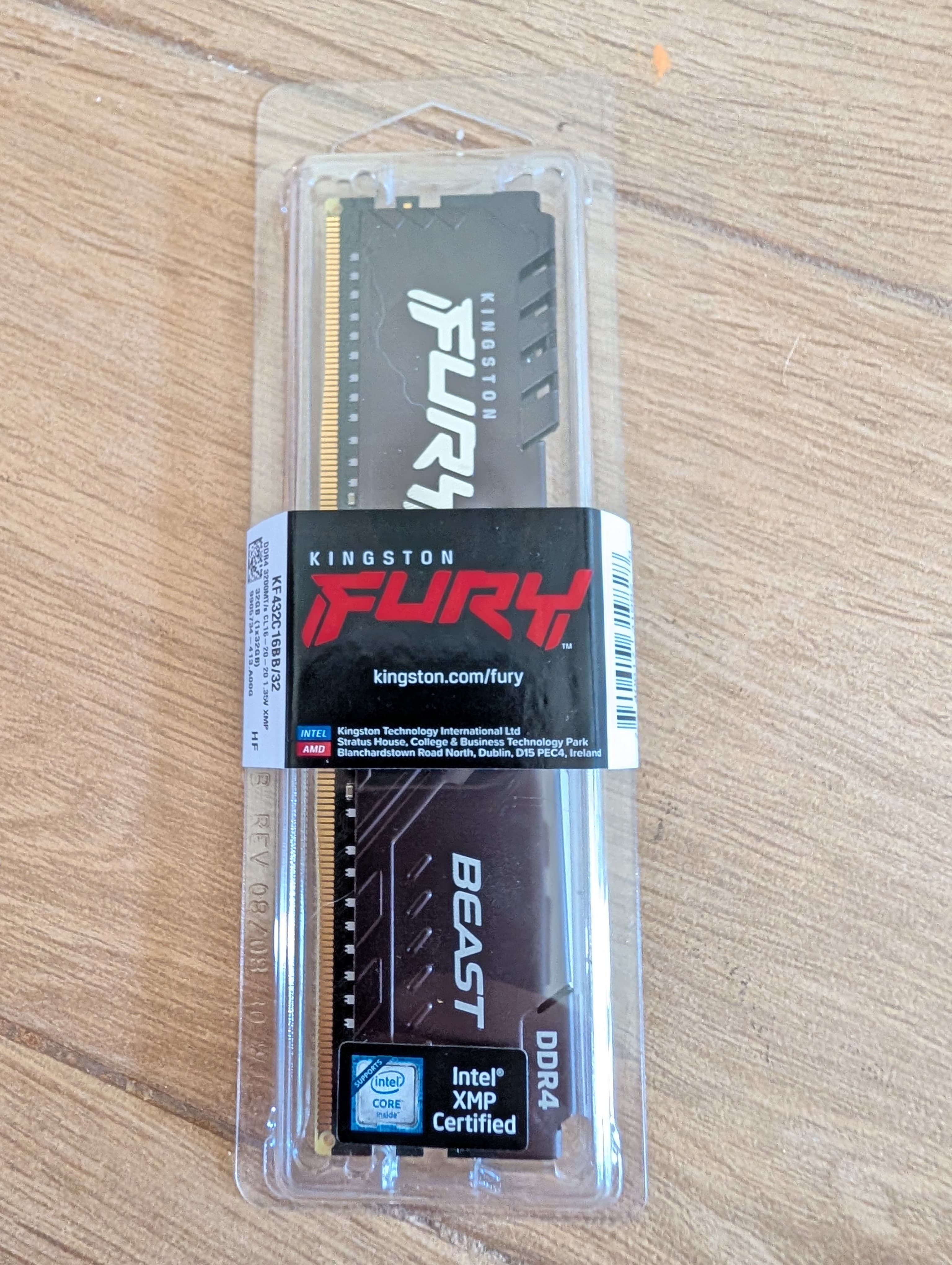 32GB DDR4 RAM. Kingston Fury factory sealed.