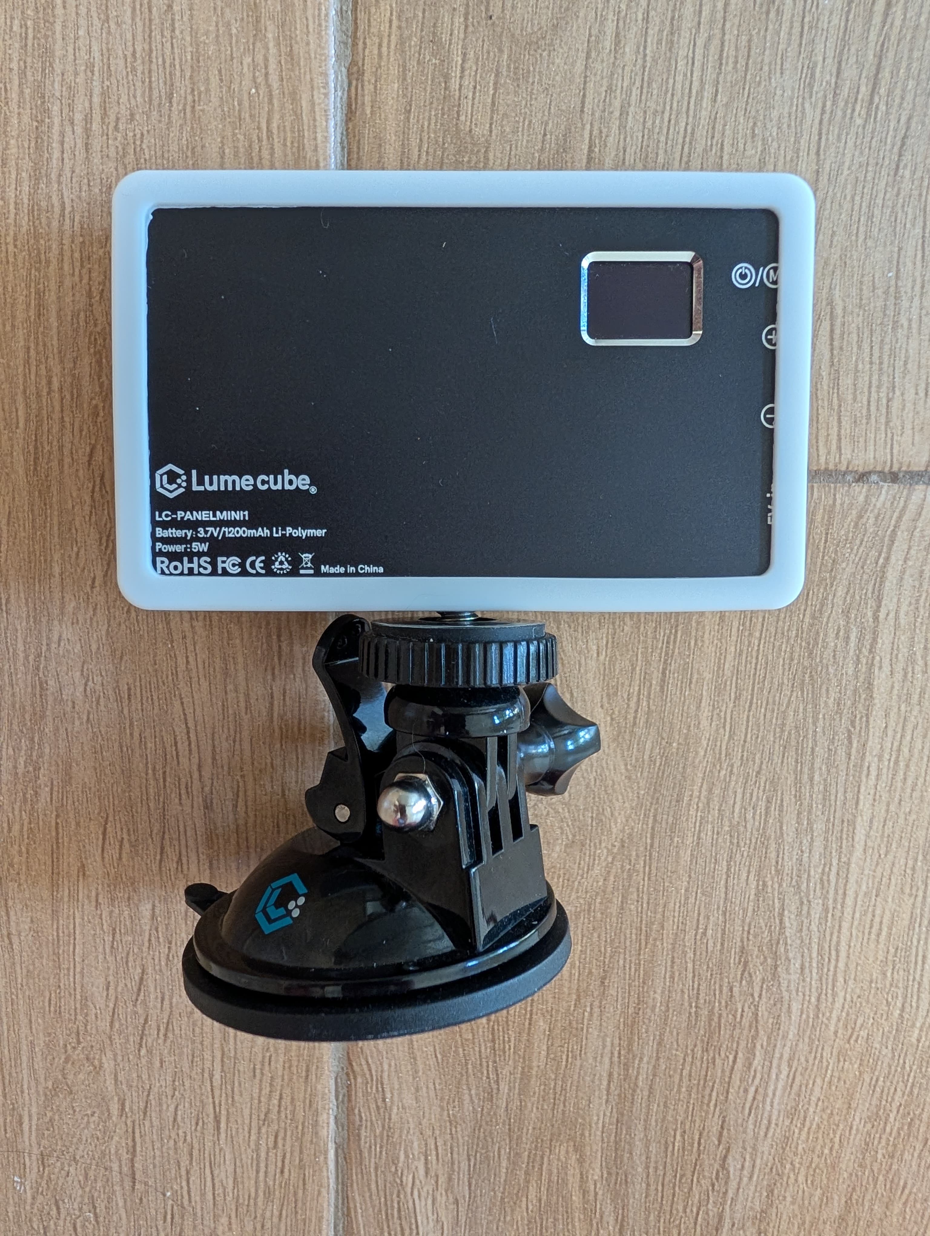 Lumecube LC-PANELMINI LED Light Panel with Suction Mount