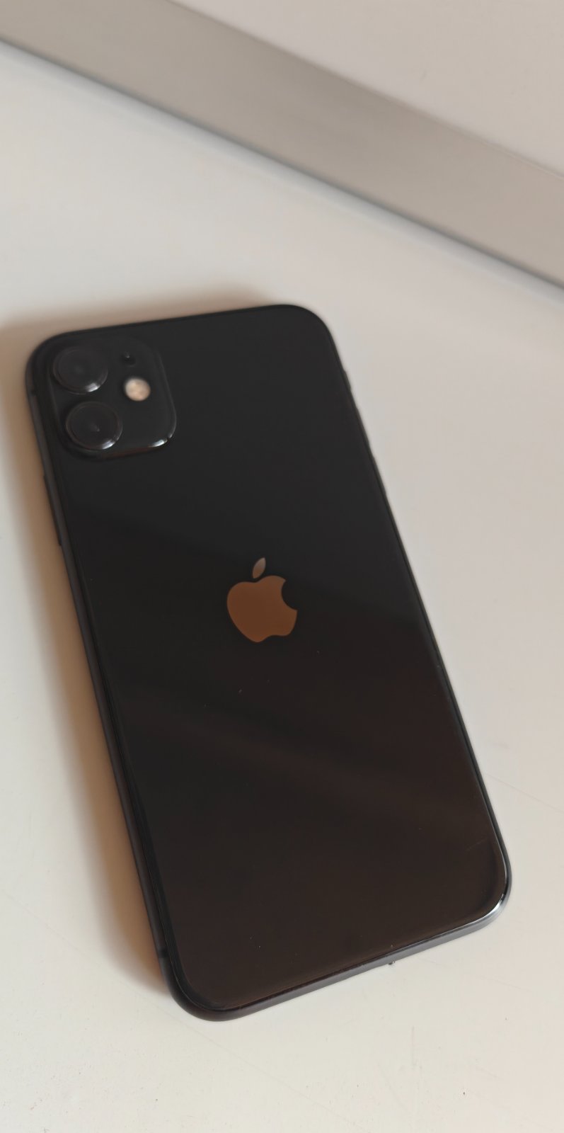 iPhone 11 Black 64GB - Good Condition