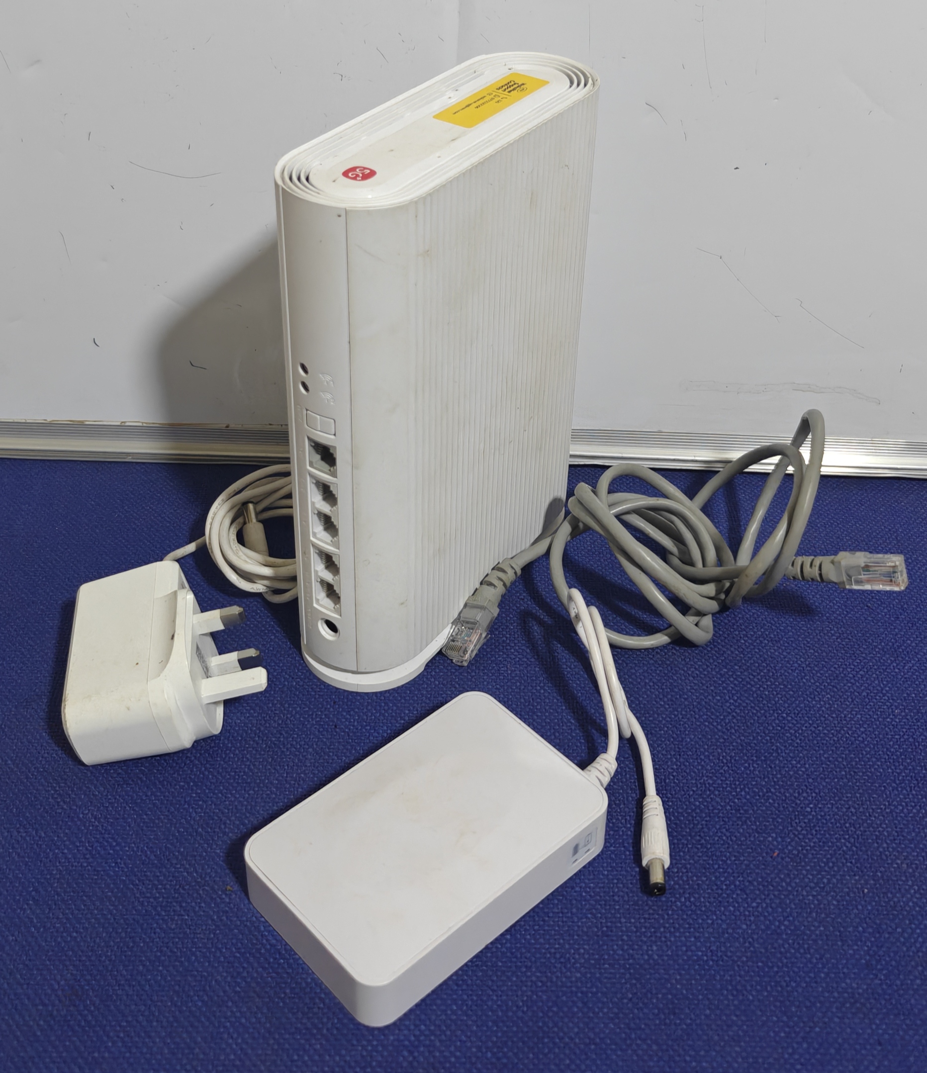 MTN 5G WiFi Router with Accessories - Huawei Device