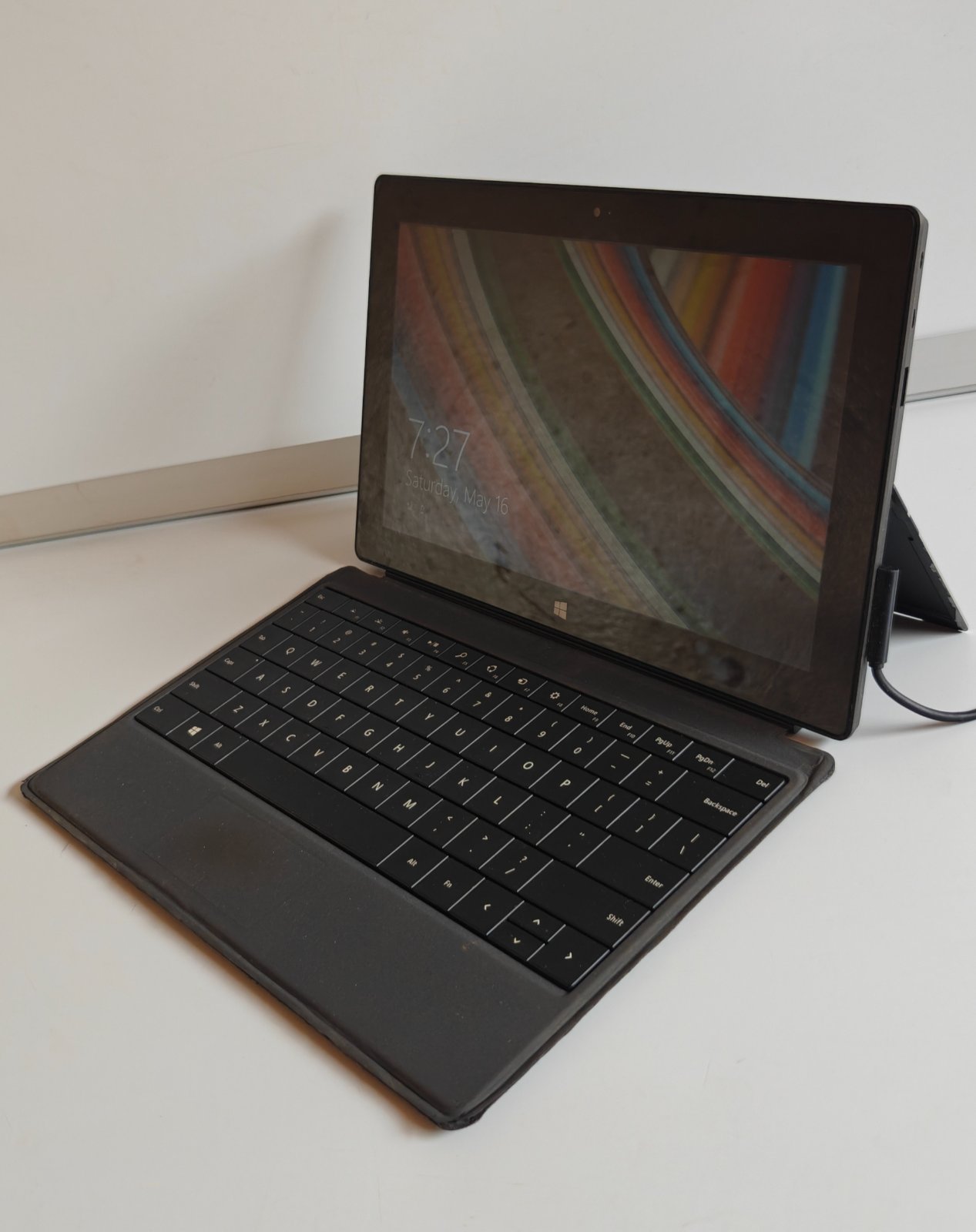 Microsoft Surface RT 32GB Tablet with Keyboard Cover