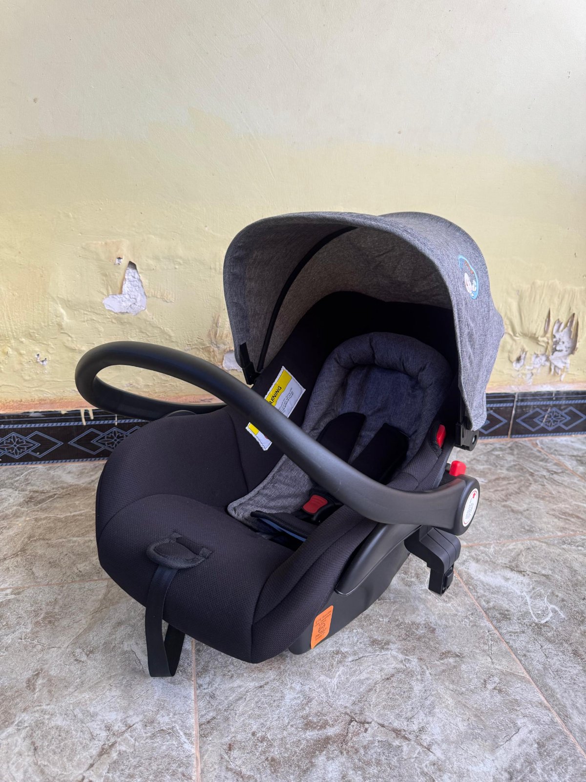 Baby Car Seat Carrier with Canopy - Black and Grey