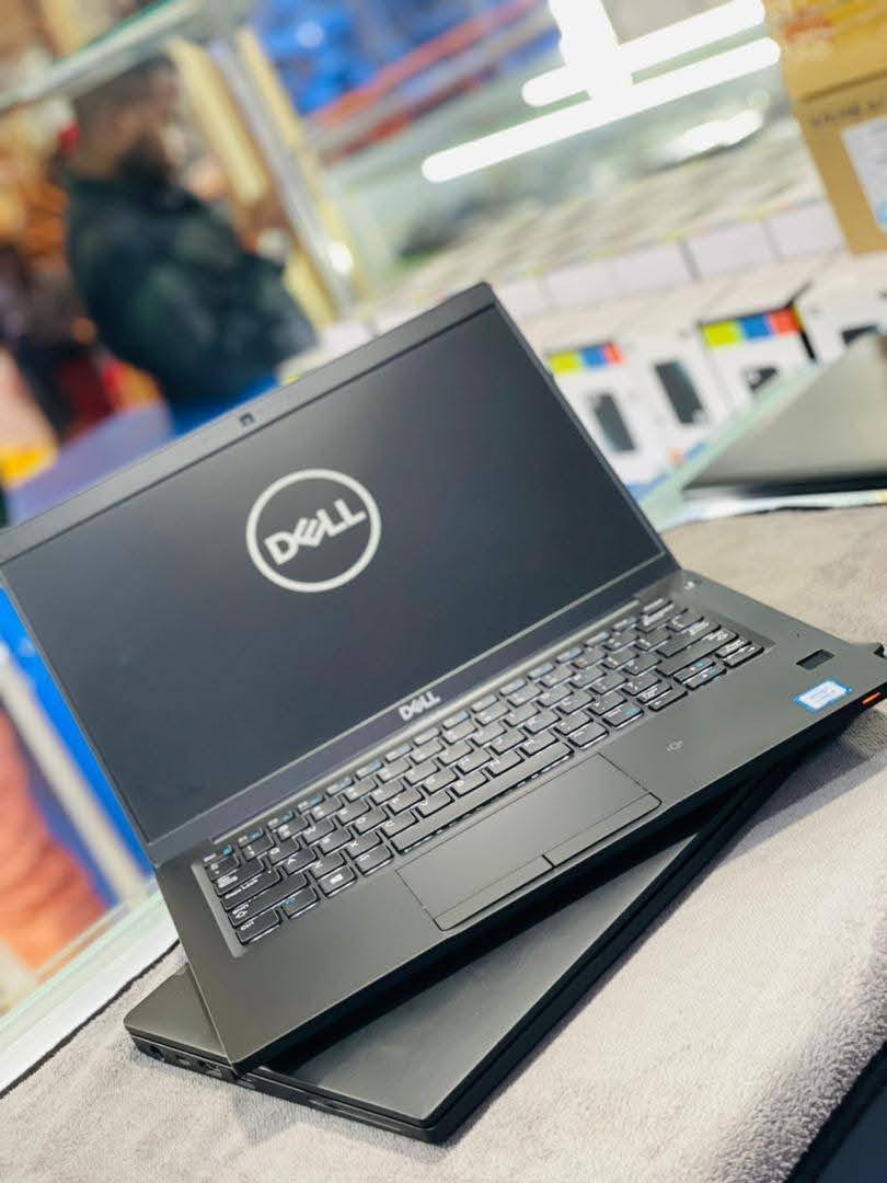 Dell Latitude 7490