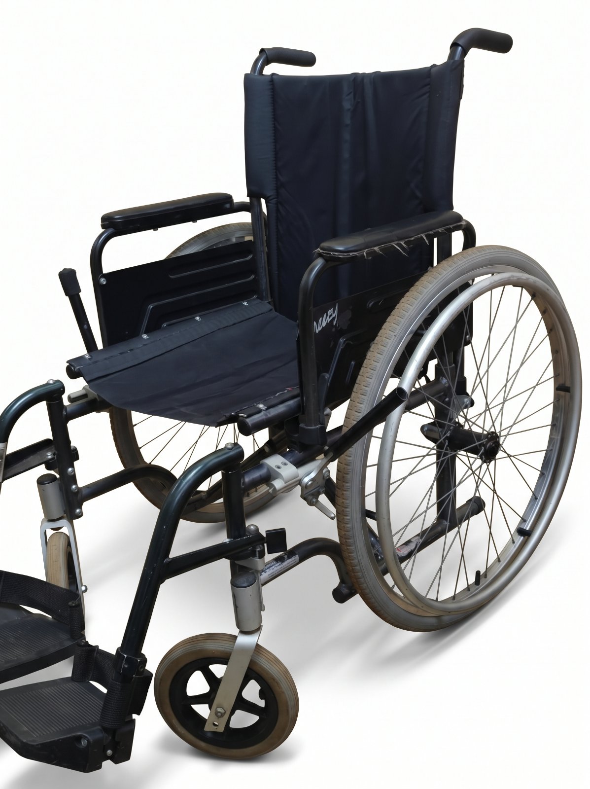 Manual Wheelchair with Footrest - Black