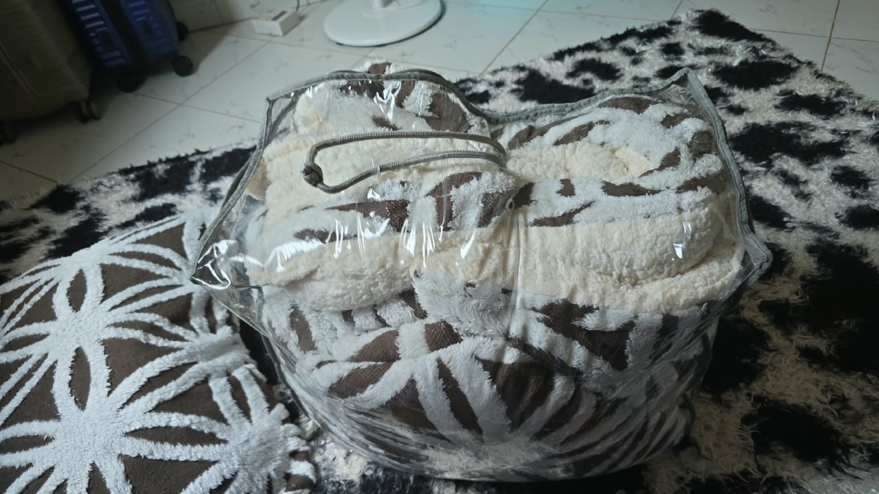 Decorative Floor Rugs - Brown & White Pattern Set