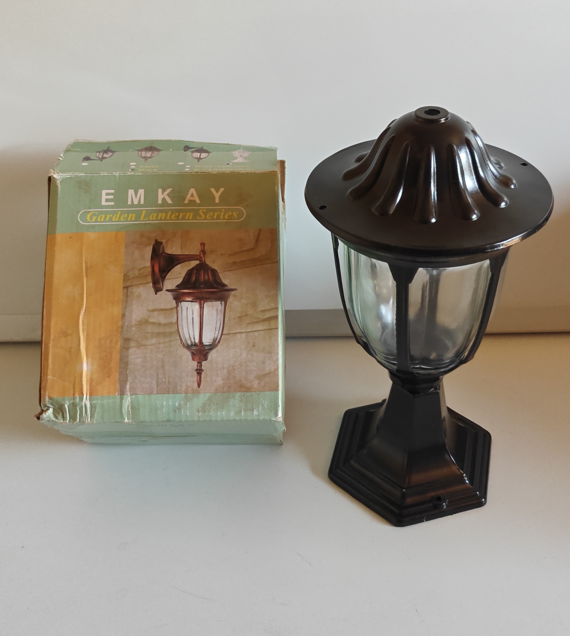 EMKAY Garden Lantern Series - Black Pedestal Outdoor Light