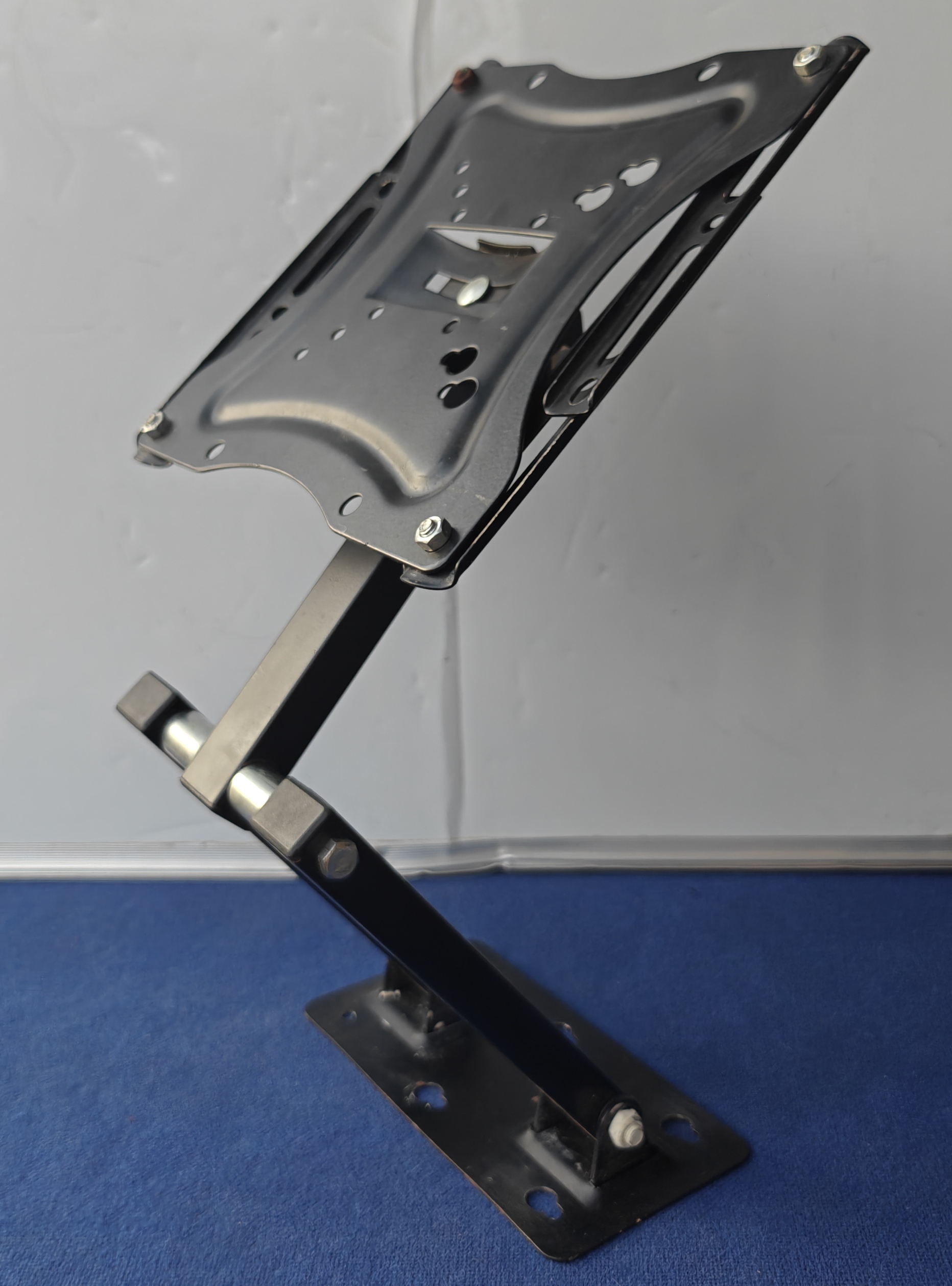 Adjustable Metal Tablet/Device Stand with Base