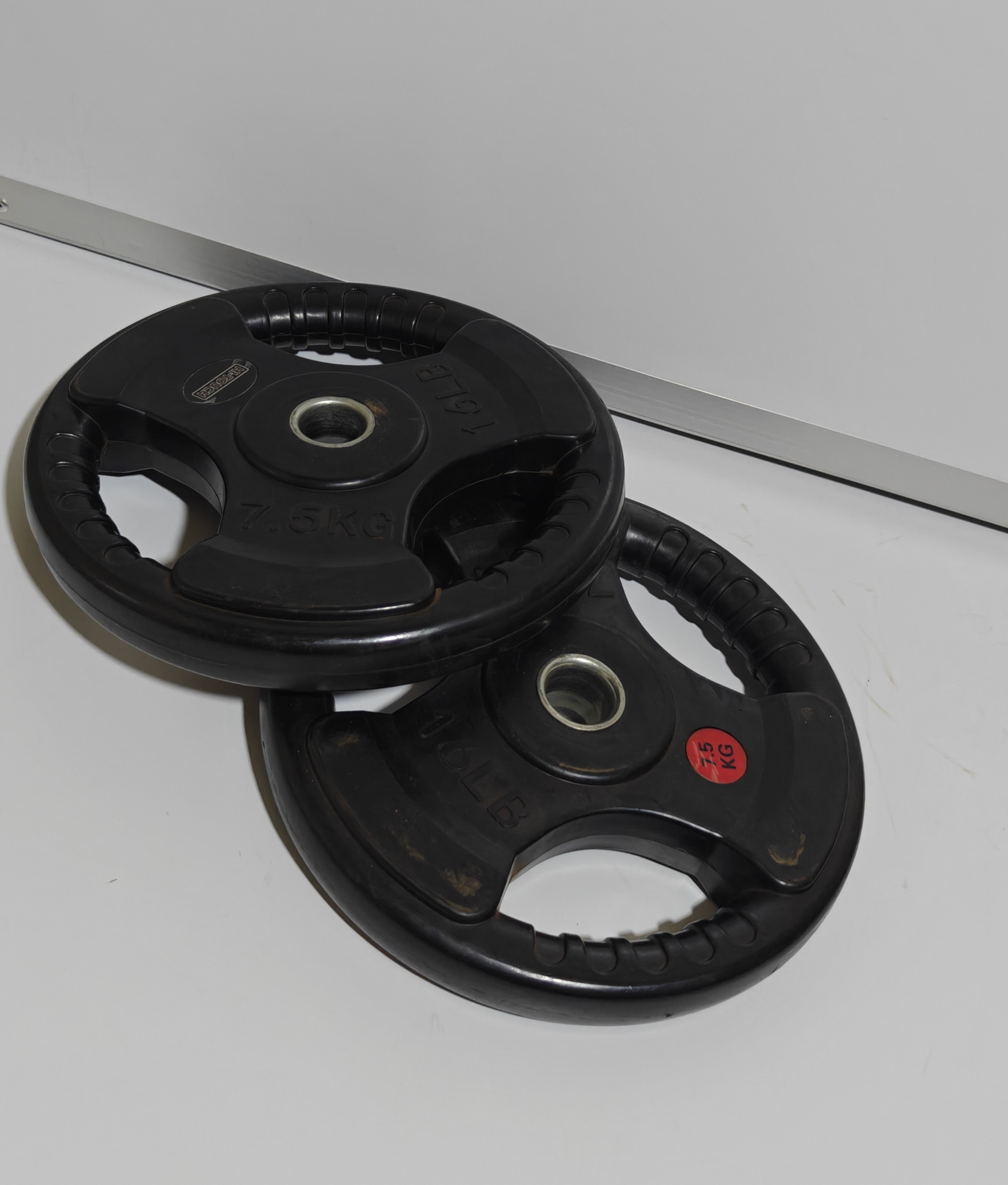Olympic Weight Plates - 15kg Pair with Handles