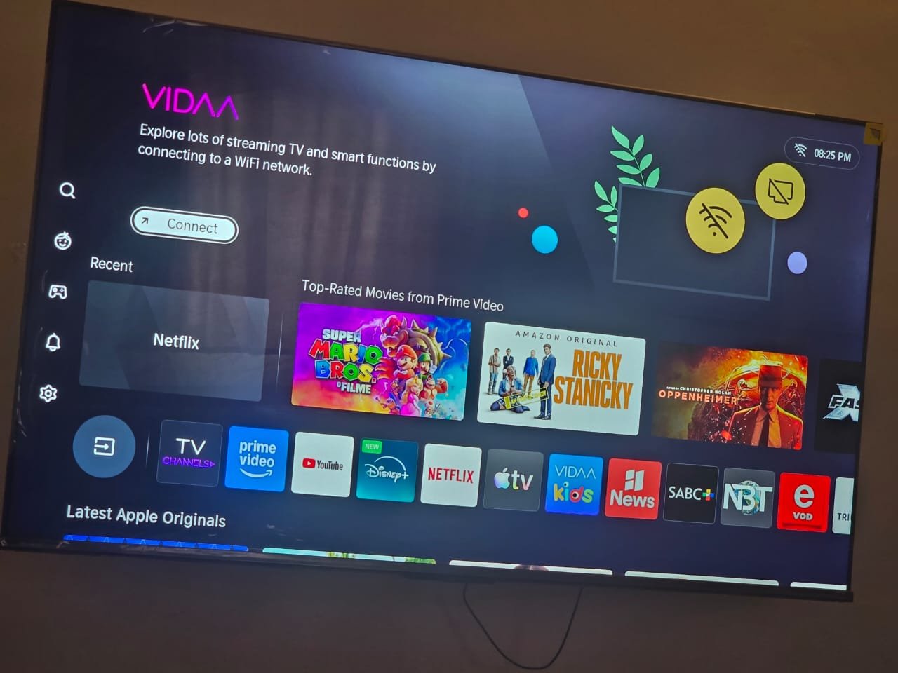 Smart TV with VIDAA OS - Streaming Apps & WiFi Connected