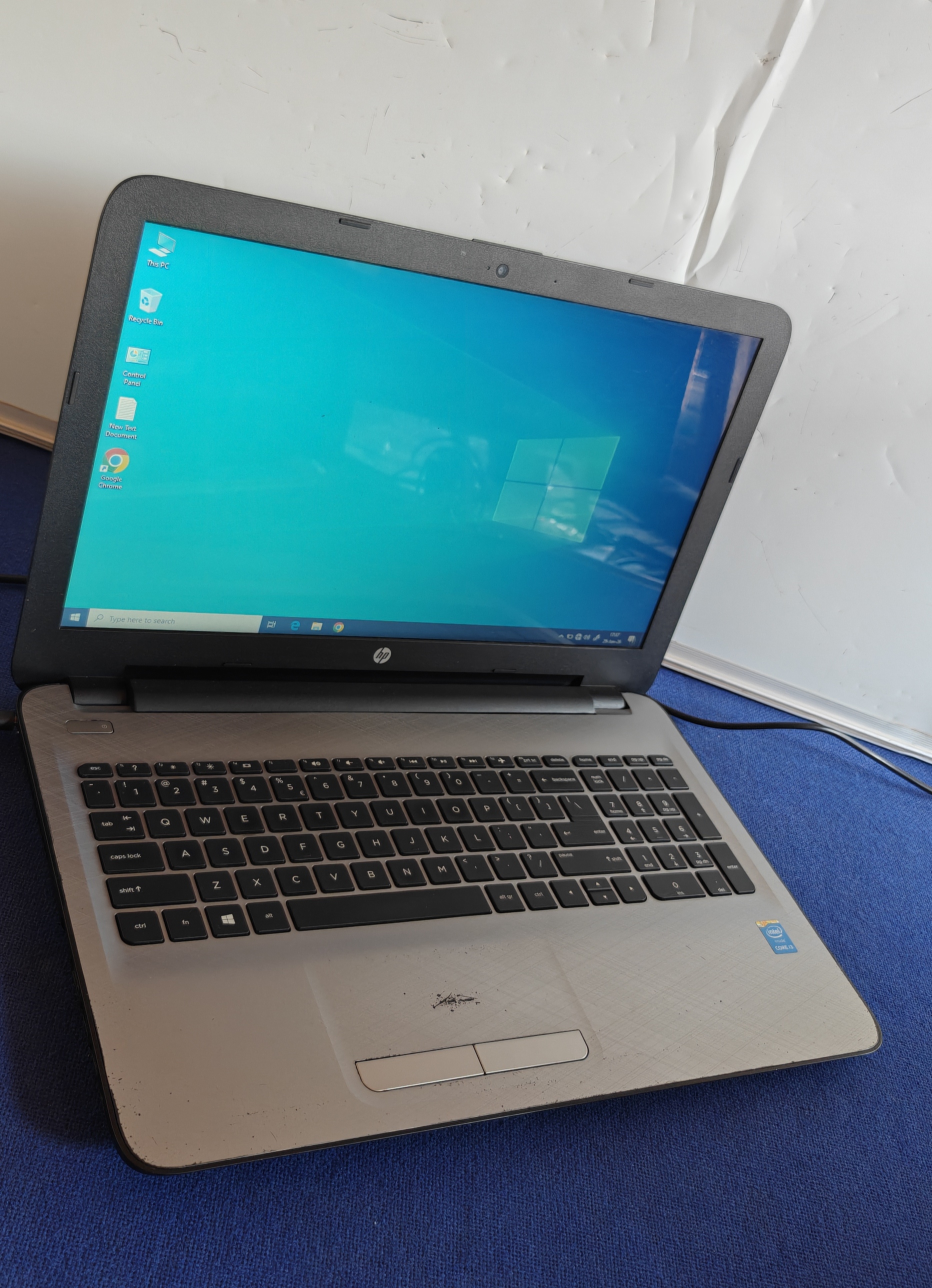 HP Notebook Laptop – UGX 350,000 Intel Core i3-5005U @ 2.00GHz | 4GB